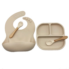 7-piece silicone bibs and feeding set