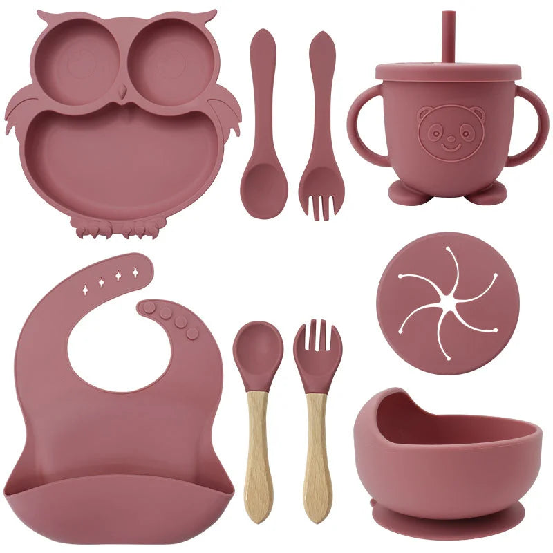 9-piece silicone bibs and self-feeding set