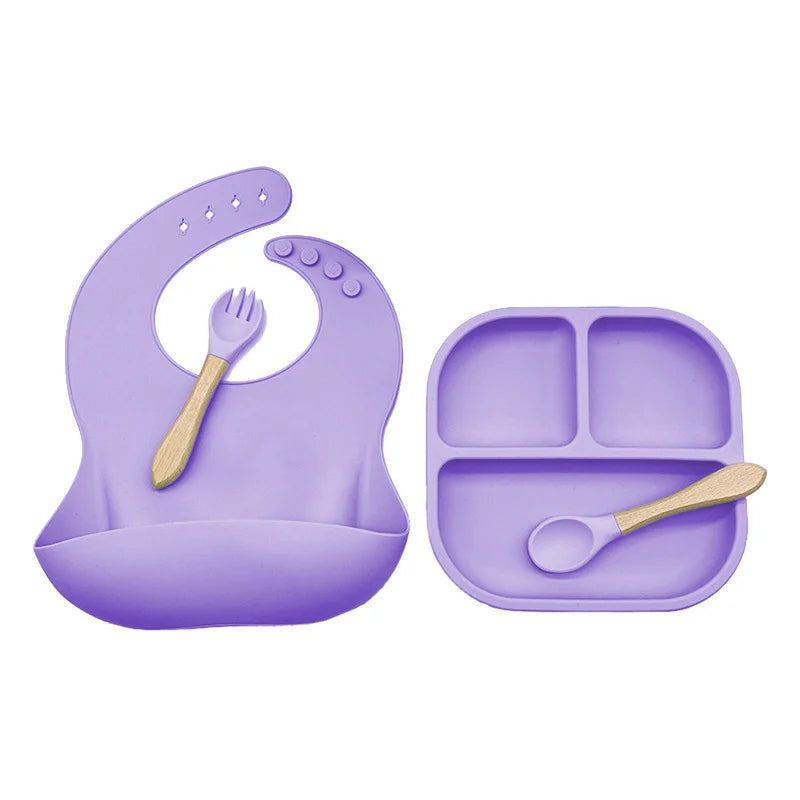 7-piece silicone bibs and feeding set