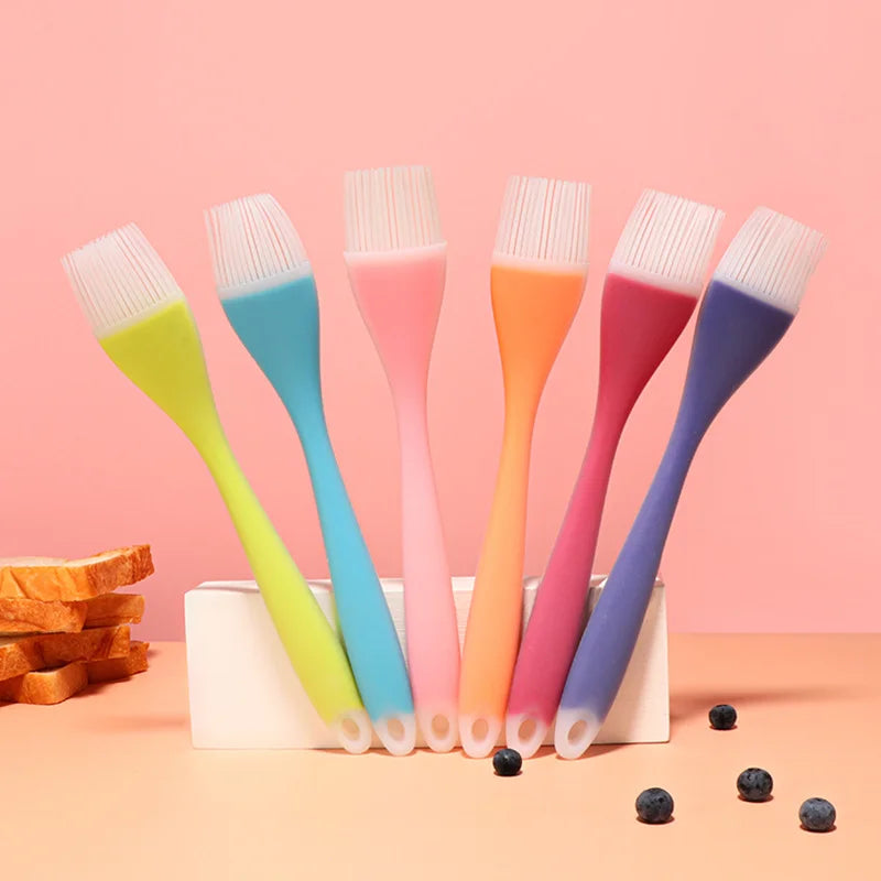 Set of 6 Integrated Silicone Translucent Oil Brush