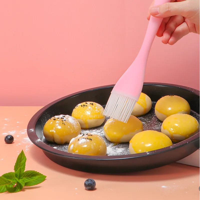 Integrated Silicone Translucent Oil Brush