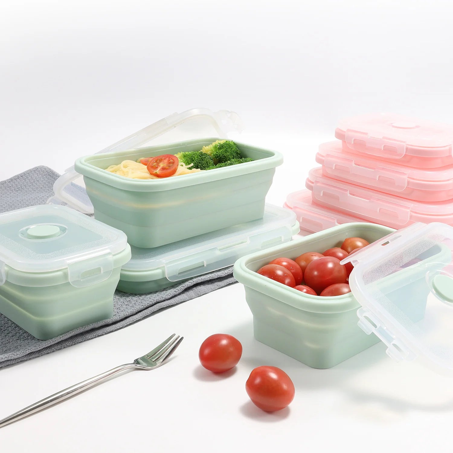 Collapsible Silicone Food Storage Container