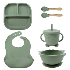 Green 8-piece bear silicone baby bibs and bowl set